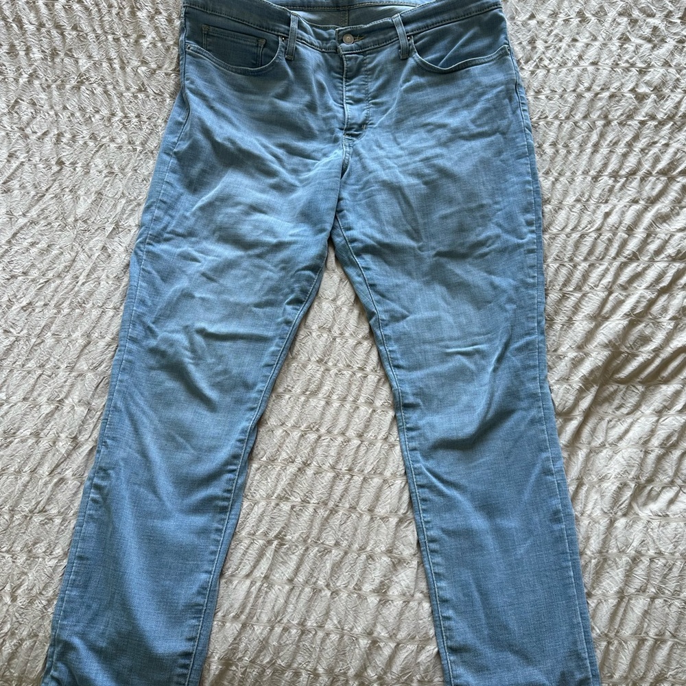 Levi’s 311 shaping skinny jeans
